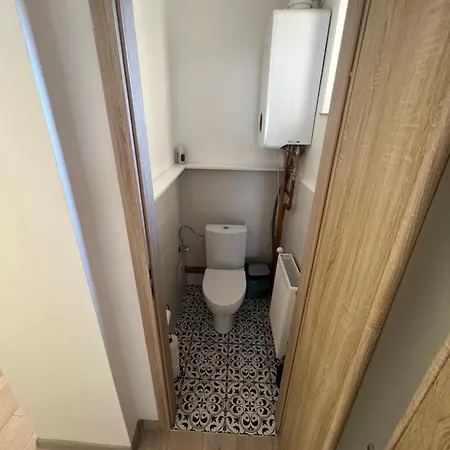 Listopad 17 Apartment